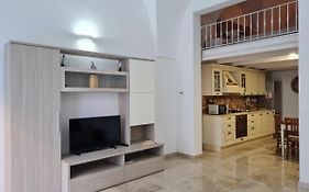 Flat 24 Maggio